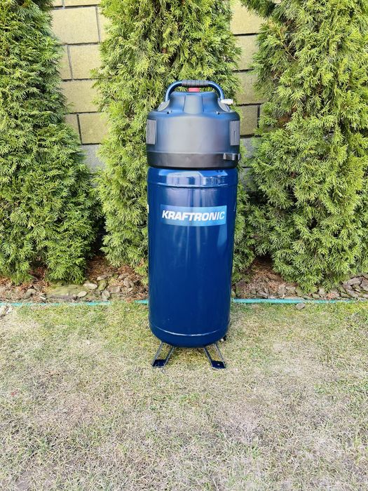 Компресор Kraftronic( Einhell) 240/50/10 Безмасляний