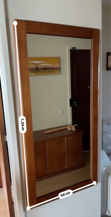 Móveis e espelho pinho mel da CERNE