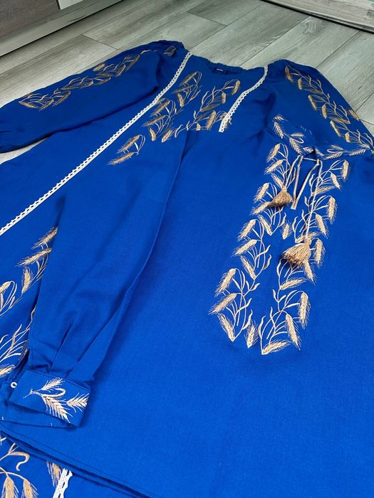 Парні вишиванки/вишите плаття /чоловіча вишита сорочка