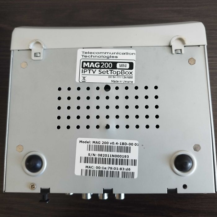 Iptv приставка   Mag 200 mini б/у
