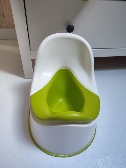 nocnik i podkładka na wc z IKEA + gratis