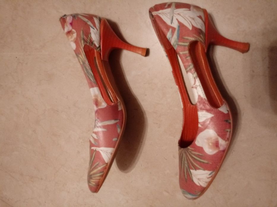 Szpilki pomarańczowe oryginalne efektowne kwiaty 39-40 JAK NOWE