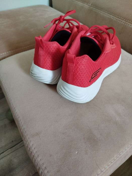 Skechers obuwie sportowe rozm.39.