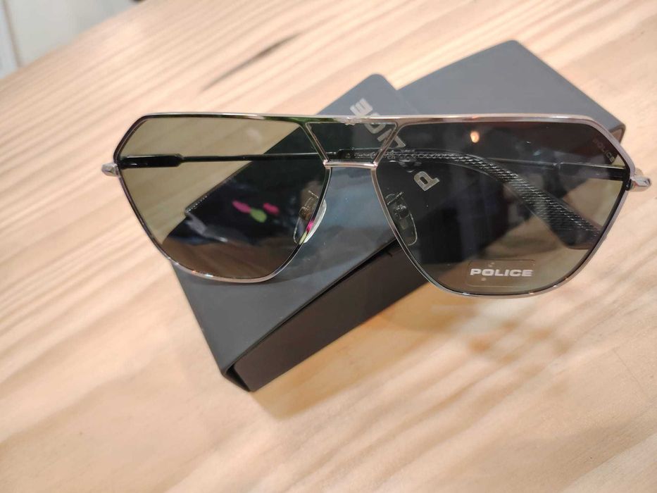 óculos de Sol Police - made in Italy - atitude e estilo!