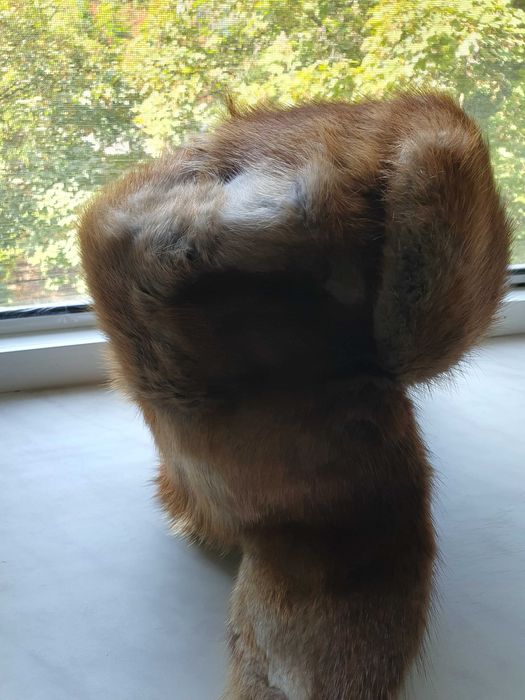 Шапка -ушанка  мужская  из ондатры 59-60 и женская из норки \фото\