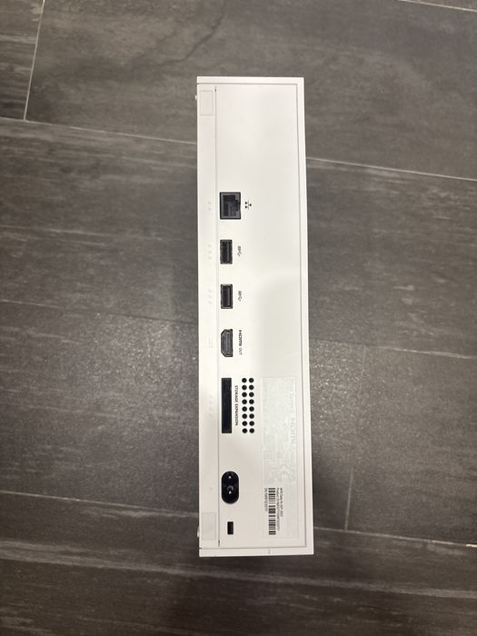 Xbox Series S 512 Gb  ( sem comando )
