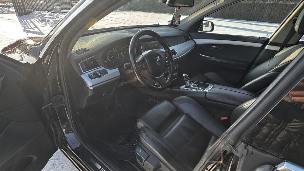 Bmw 5 GT 3.0d bixenon skóry Silnik pracuje idealnie, po kolizji