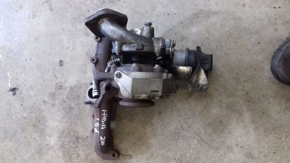 turbina turbosprężarka 03L253016H Fabia II 1.6 TDI CAYC do regeneracji