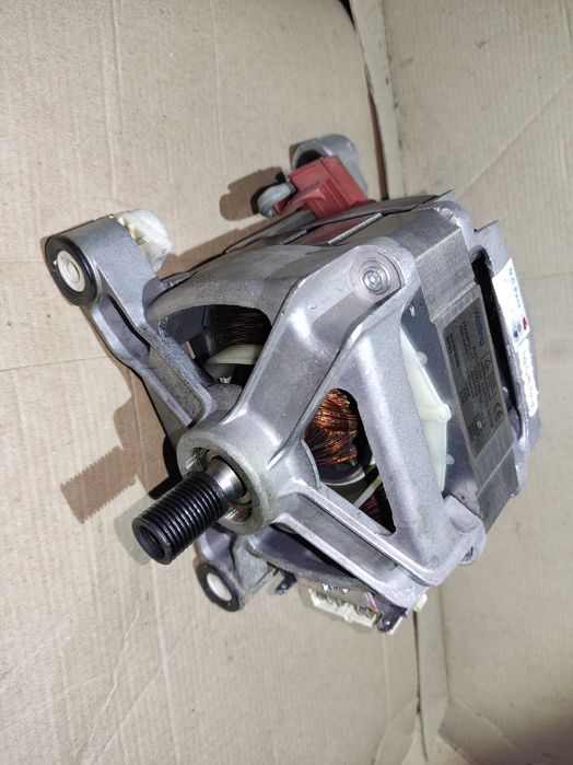 Двигатель стиральной машинки Indesit WITL 106  Original