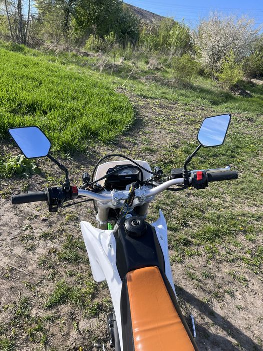 Продам мотоцикл SKYBIKE CRDX-250 в хорошому стані