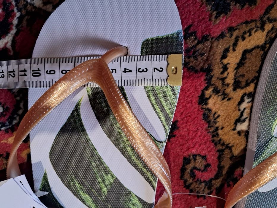 нові білі в'єтнамки Reserved з принтом листя монстери 40 26см