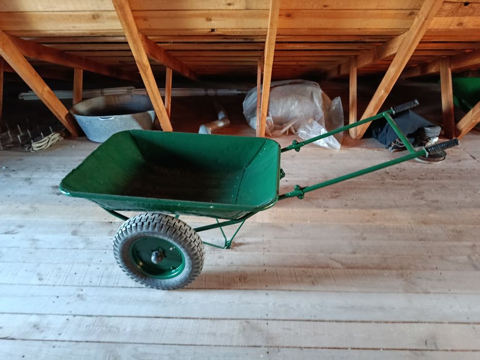 Тачка будівельна,садова