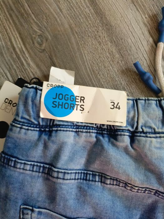 Sprzedam nowe szorty męskie Cropp