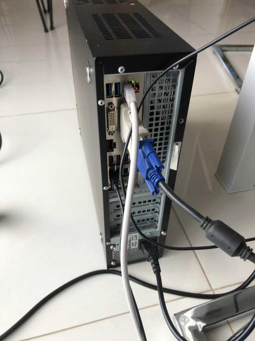 Komputer Intel Core i3-2120 3.30GHz Dysk 120 SSD i Drugi 512 HDD