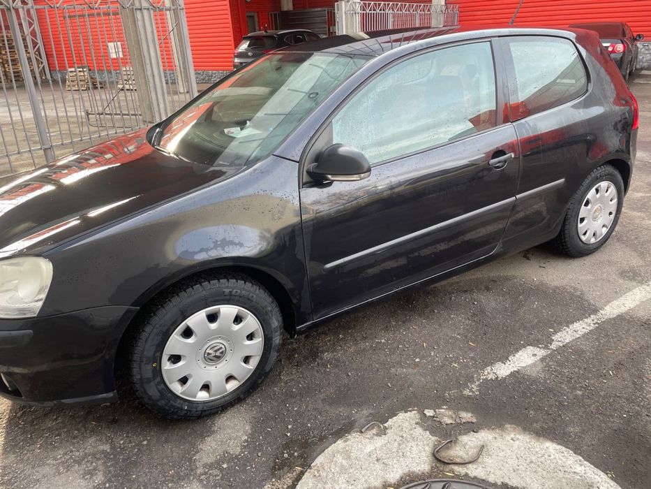 Продам Volkswagen Golf V 1.4 MPI