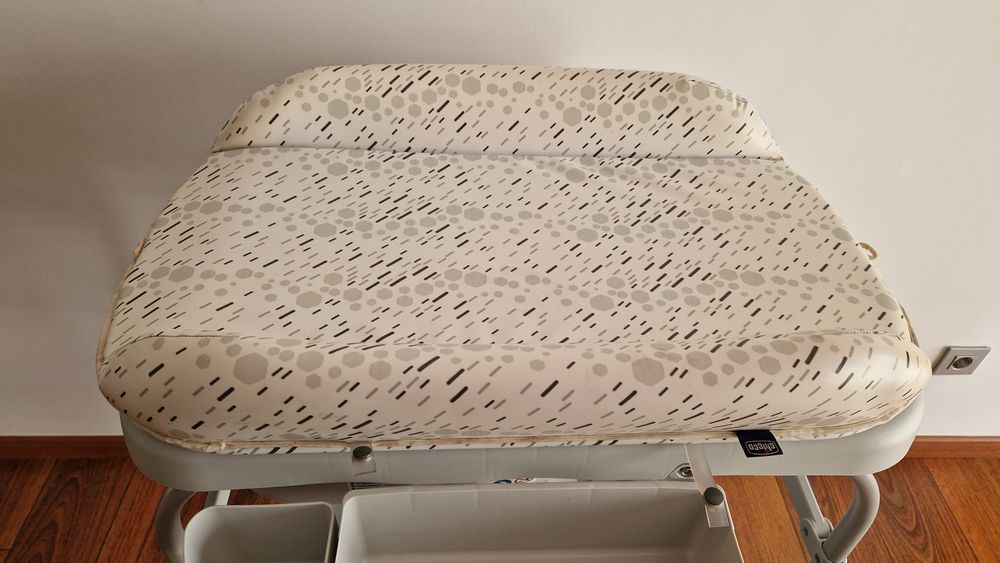 Banheira e Muda Fraldas Chicco Cuddle & Bubble