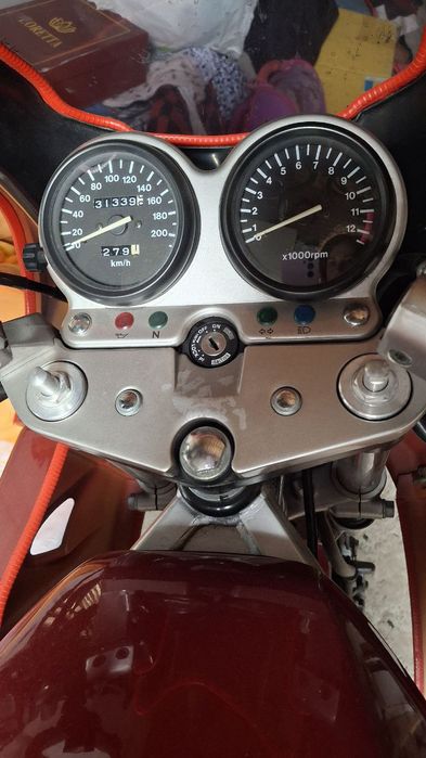 Мотоцикл Suzuki gs 500e