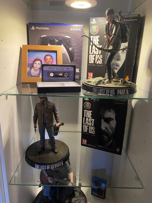 Várias Edições especiais playstation e figuras(ler discricão)