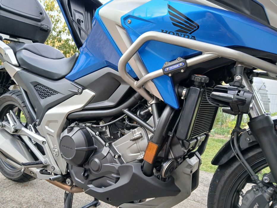 Honda NC 750X com  23.000 Km