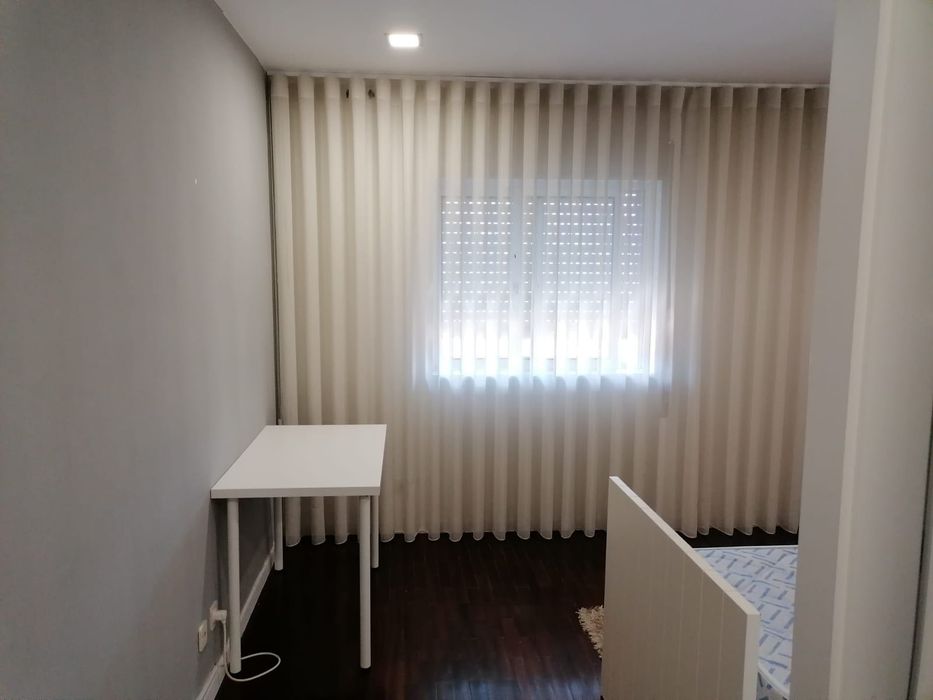 Quarto individual para arrendar