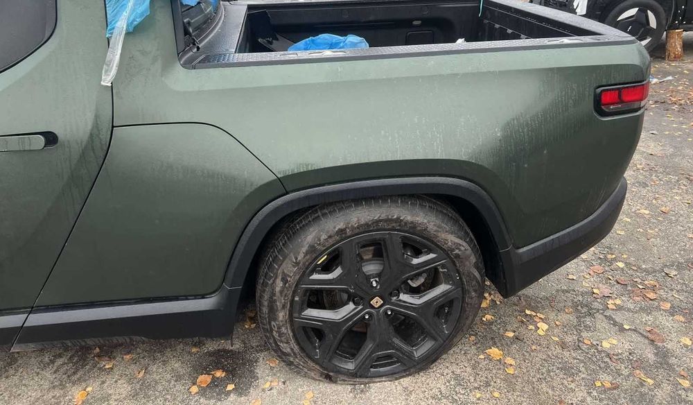 Запчатини Rivian R1T Розбірка Шрот Rivian R1T