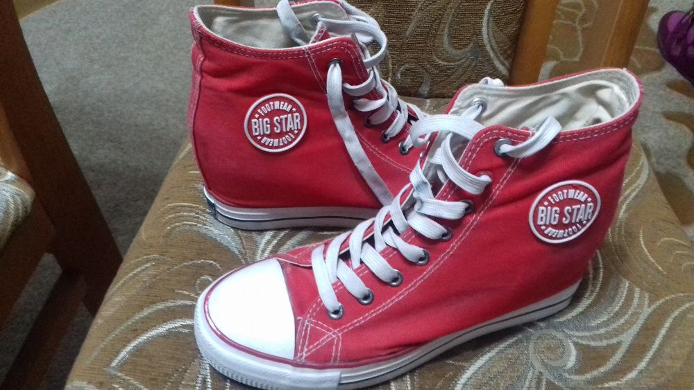 Sneakersy na koturnie Big Star