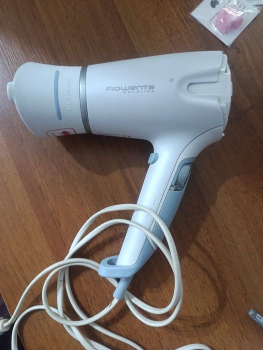 Плойки та фени для волосся