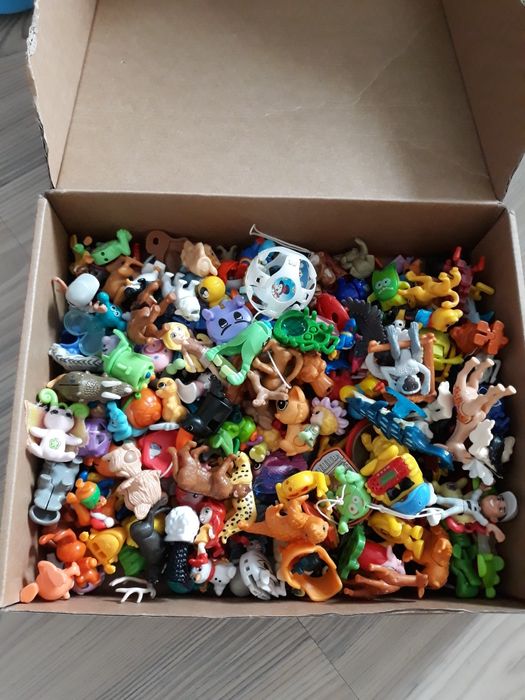 Zabawki kinder jajko