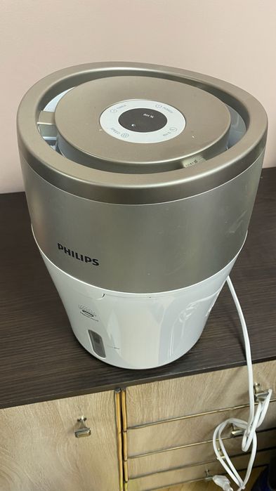 Продаю зволожувач повітря філіпс