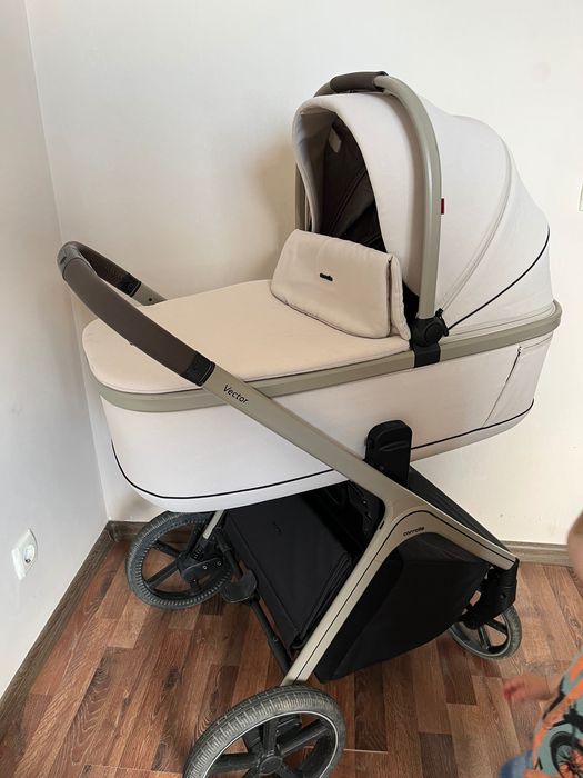 Каляска carello vector 2 в 1