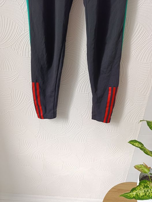 Спортивные тренировочные штаны adidas manchester united tiro 23 traini