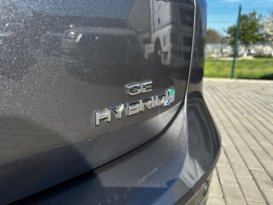 Ford c-max 2013 гібрид бензин