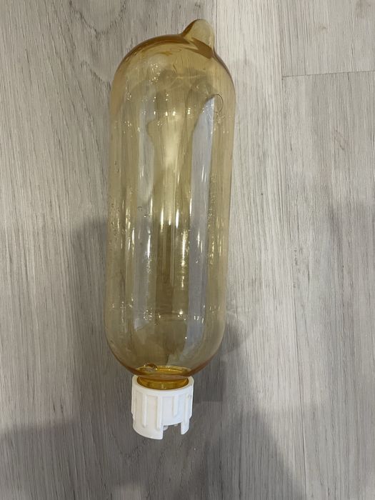 Tigela para gatos com armazenamento de agua