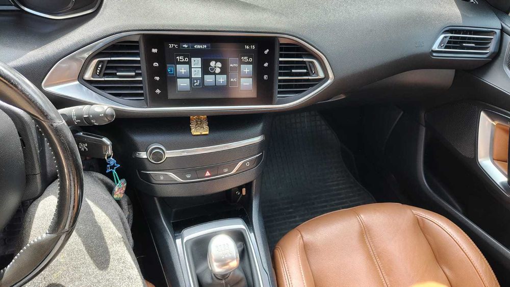 Peugeot 308 SW 2015