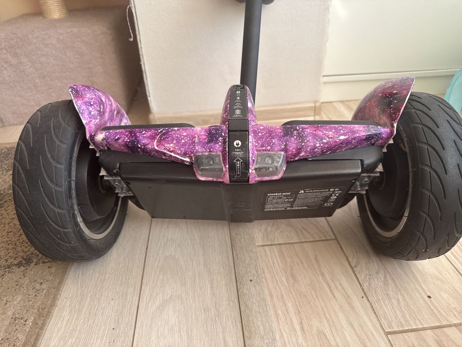 Продам гироскутер Ninebot mini