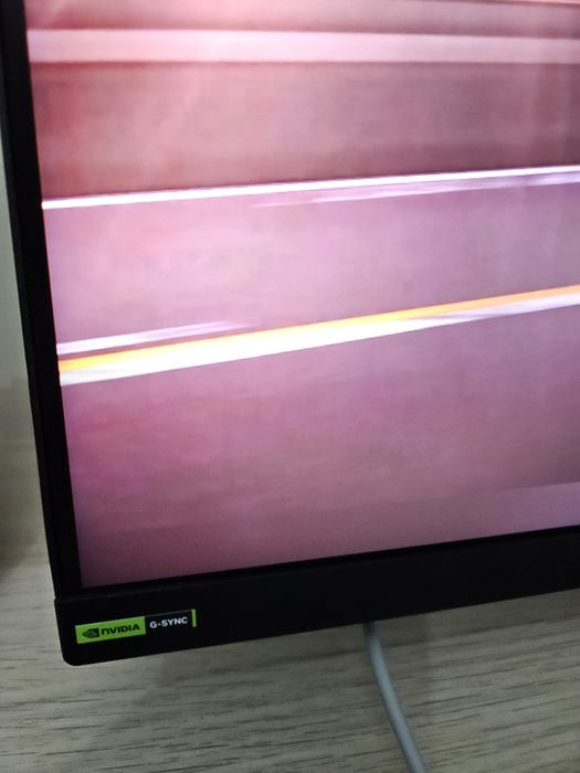 Monitor LG UltraGear 24" 1080p 180hz IPS