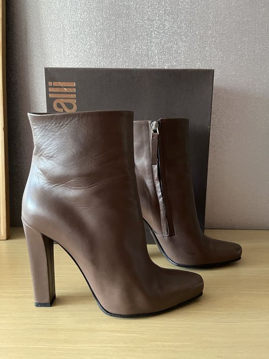 Чаревики на підборах , Roberto Cavalli , 39,5р