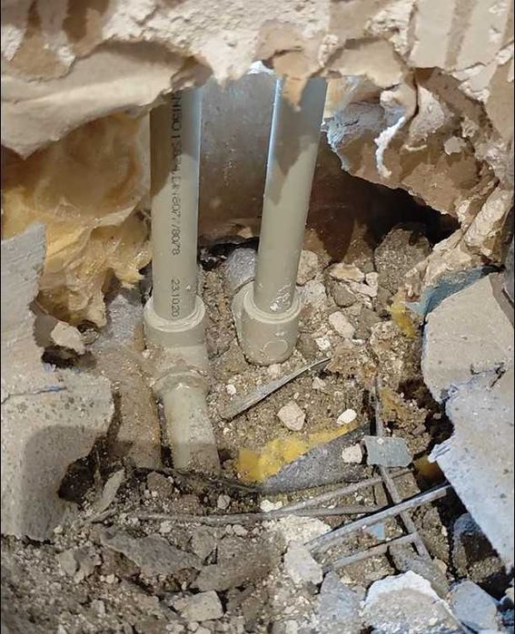 Пошук протікання води у Львові. Тече труба.Пошук прихованих витоків во