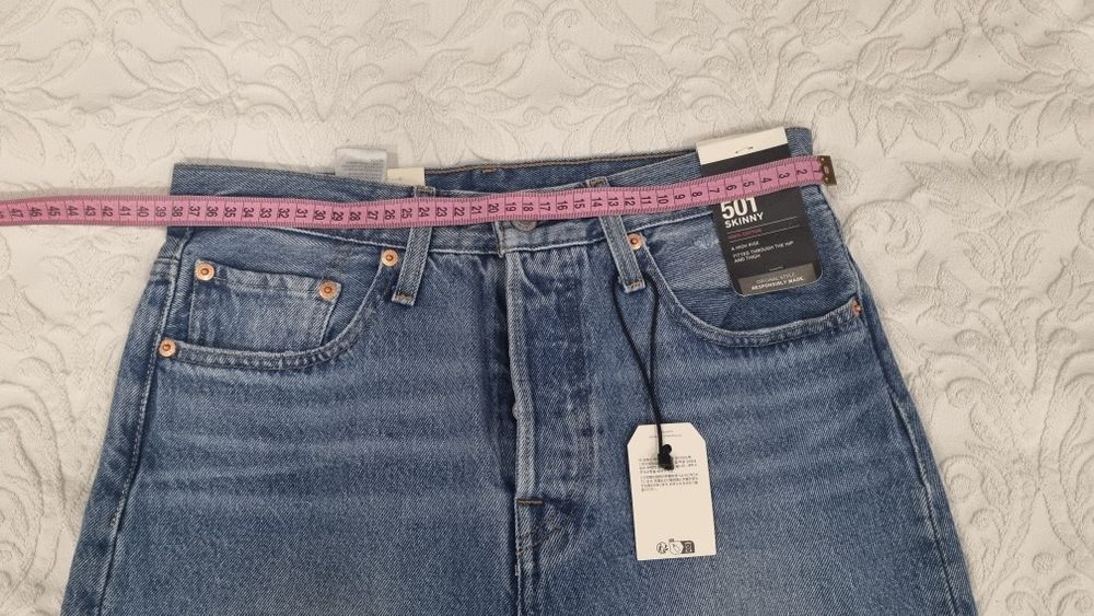 Джинси Levi's skinny