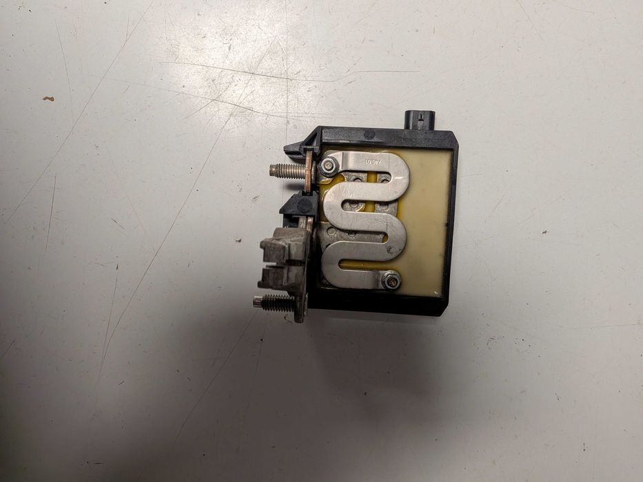 Fusível Borne de Bateria Mercedes A000_906_1505_111_0055