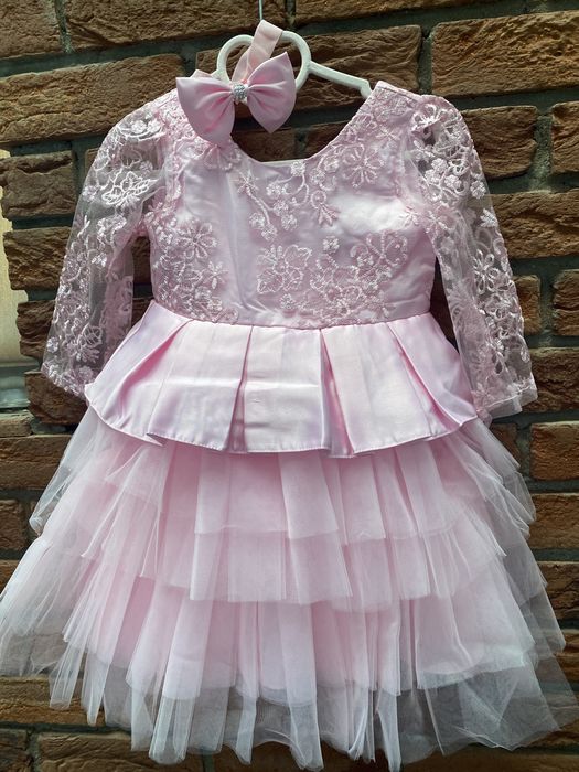 Sukienka balowa 98 tiulowa