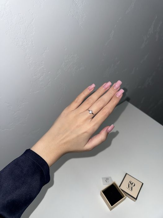 Каблучка SOVA.