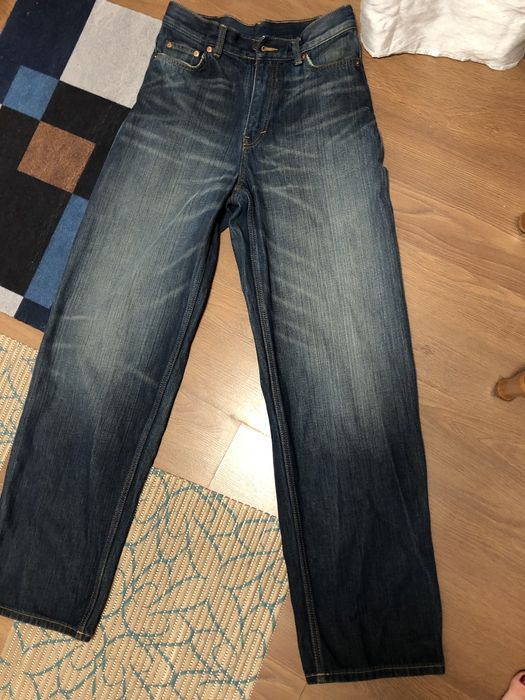 Ждинсы клеш от бедра