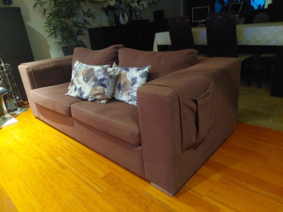 Sofás (Castanhos) para interior de casa