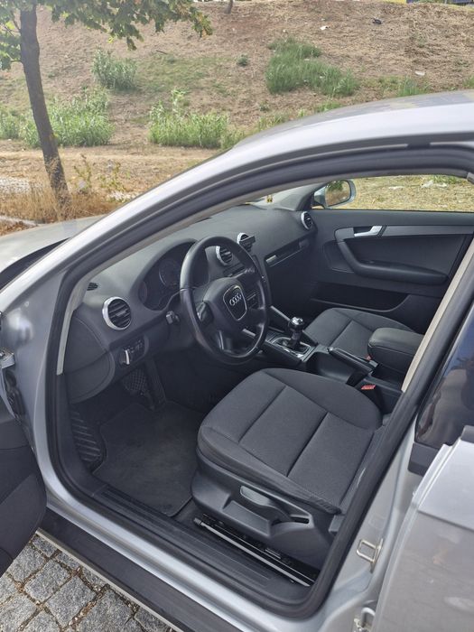 Audi A3 1.6 tdi cx DSG