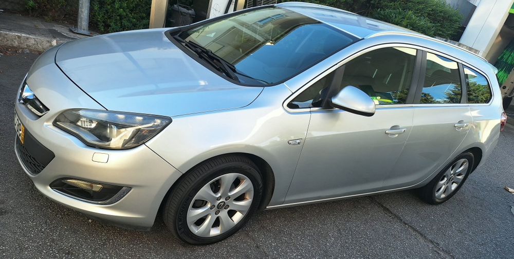 Opel Astra J Sports Tourer 1.6CDTI