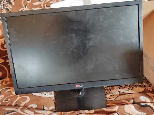 Монітор LG 22EN33SA 22" (розбитий екран)