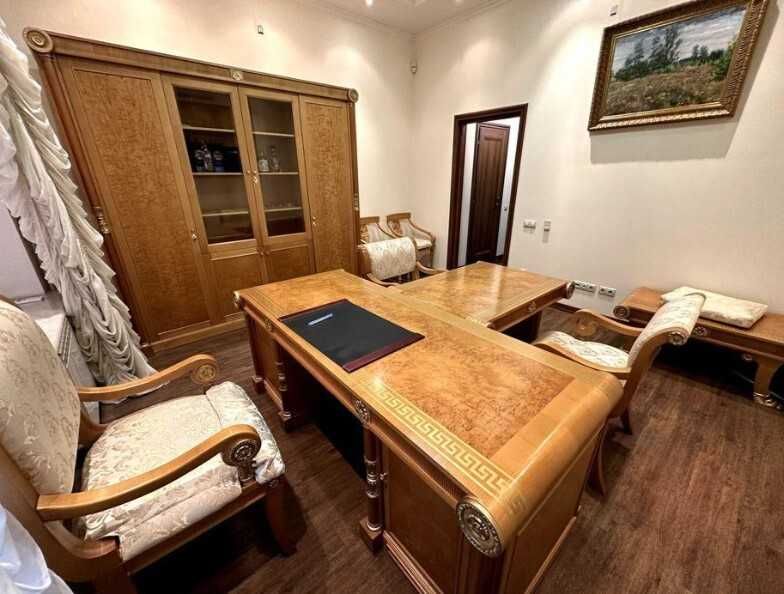 БЕЗ % 5 кімн. квартира вул. Шота Руставелі, 30Б м. Палац Спорту