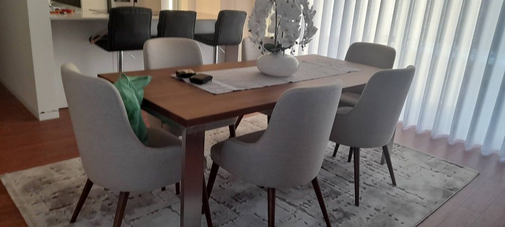 Mesa de sala moderna de 2 metros