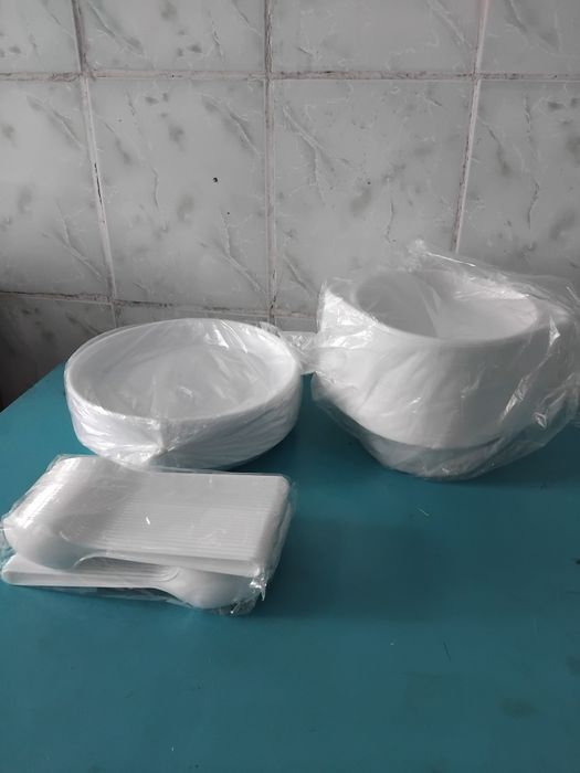 Продам одноразовий посуд!